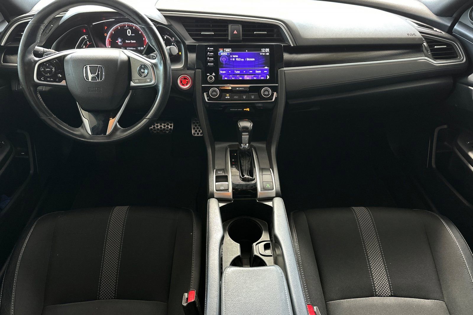 Used 2020 Honda Civic Sport image 12