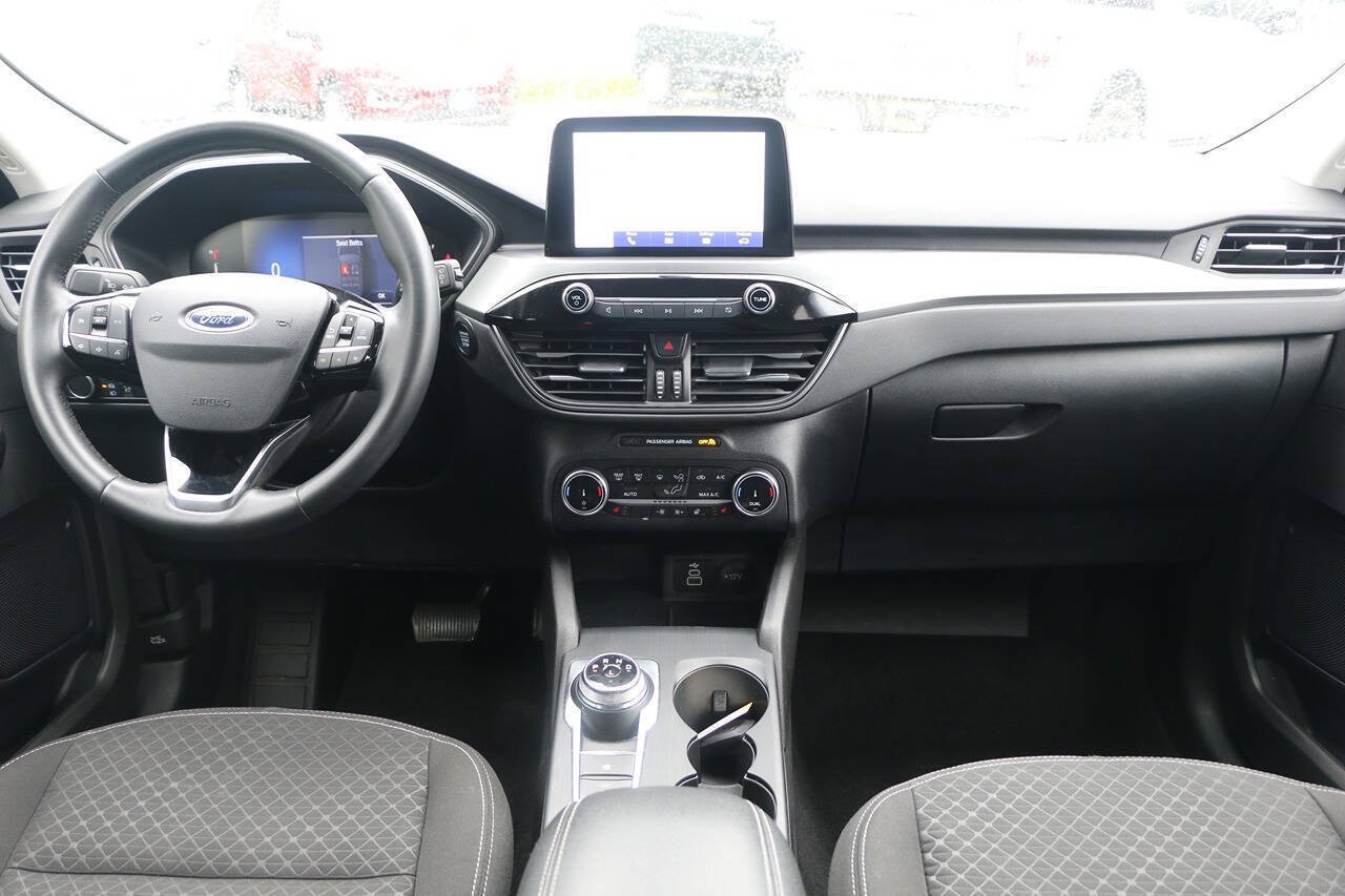 Certified 2024 Ford Escape Active AWD/4WD image 17