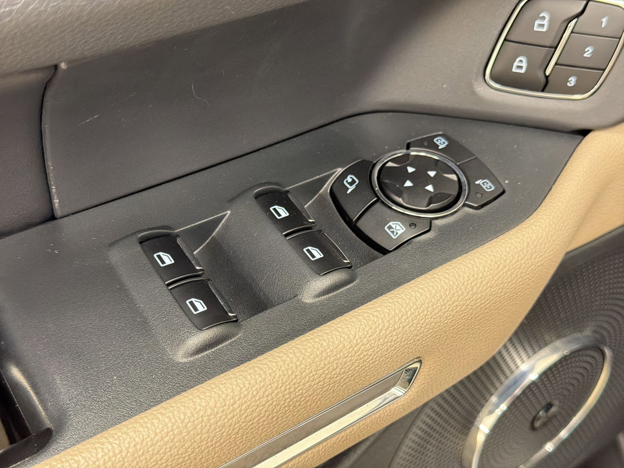 Certified 2024 Ford Expedition Limited image 13