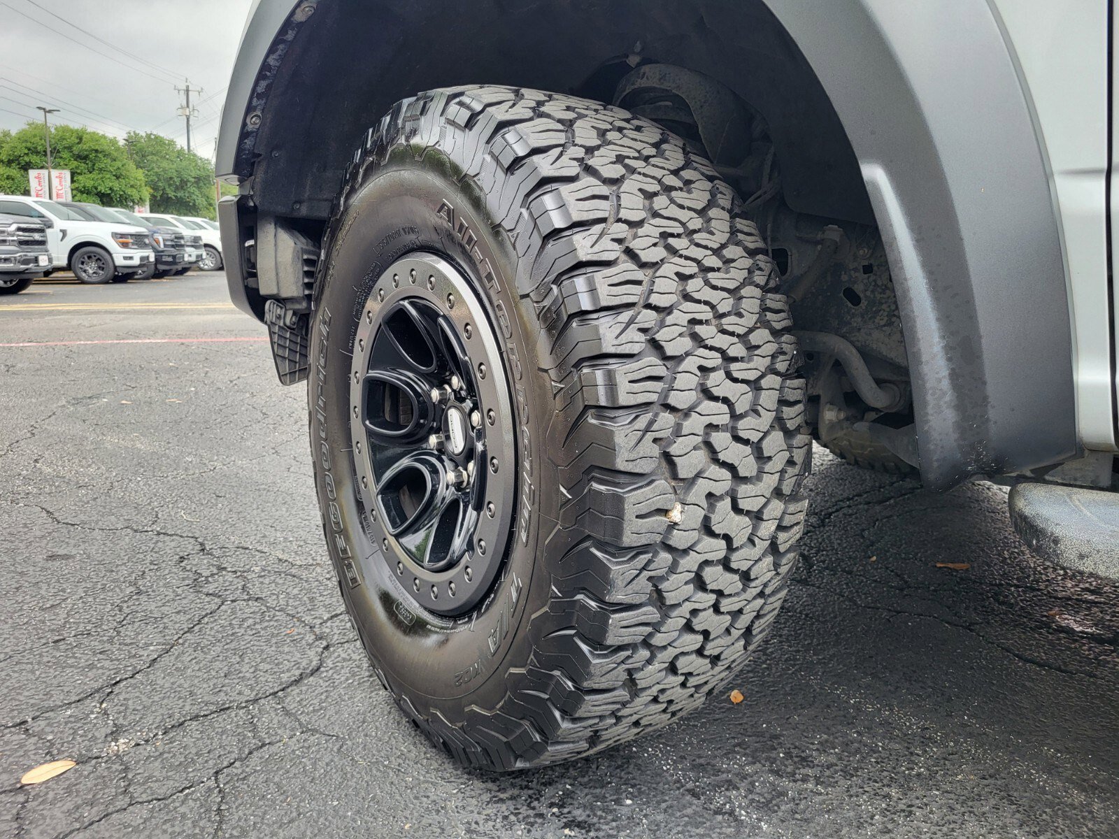 Certified 2023 Ford F150 Raptor w/ Raptor Carbon Fiber Package AWD/4WD image 36