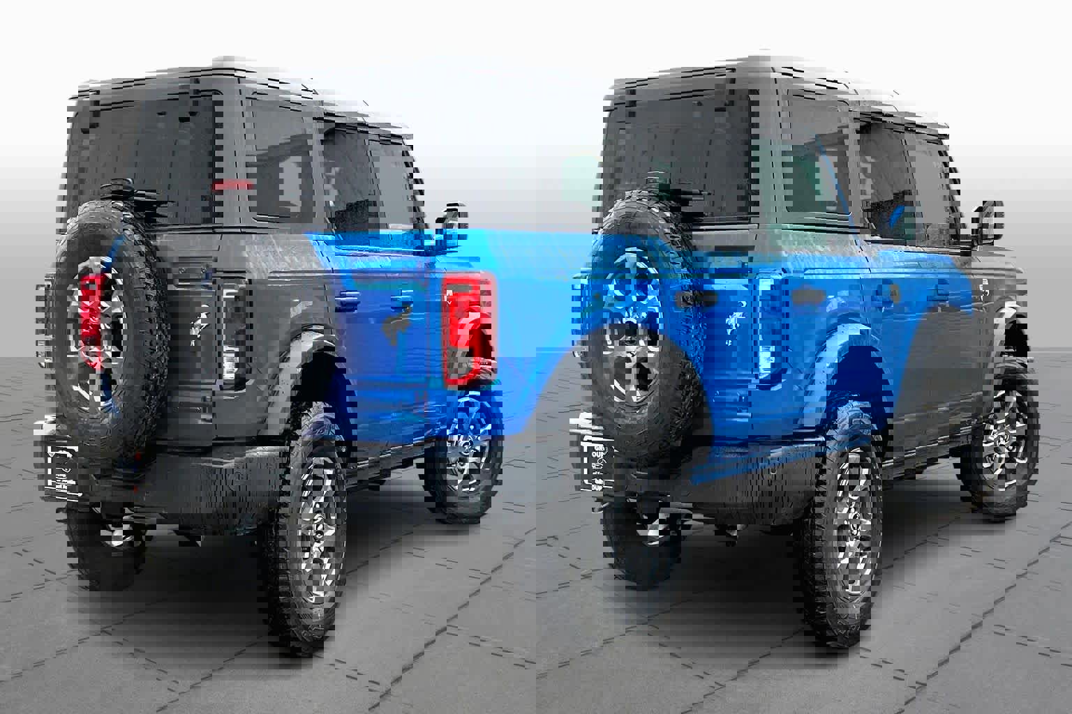 Certified 2025 Ford Bronco Big Bend image 3