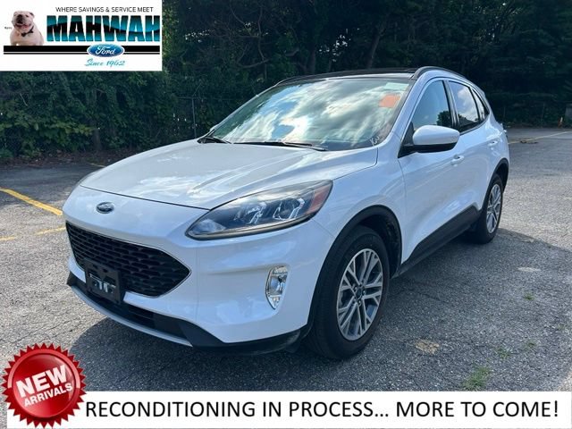 Certified 2022 Ford Escape SEL AWD/4WD image 1