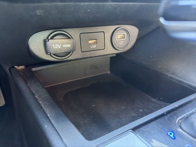 Used 2021 Hyundai Elantra SEL image 21