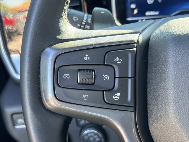 Used 2025 Chevrolet Silverado 1500 High Country AWD/4WD image 32