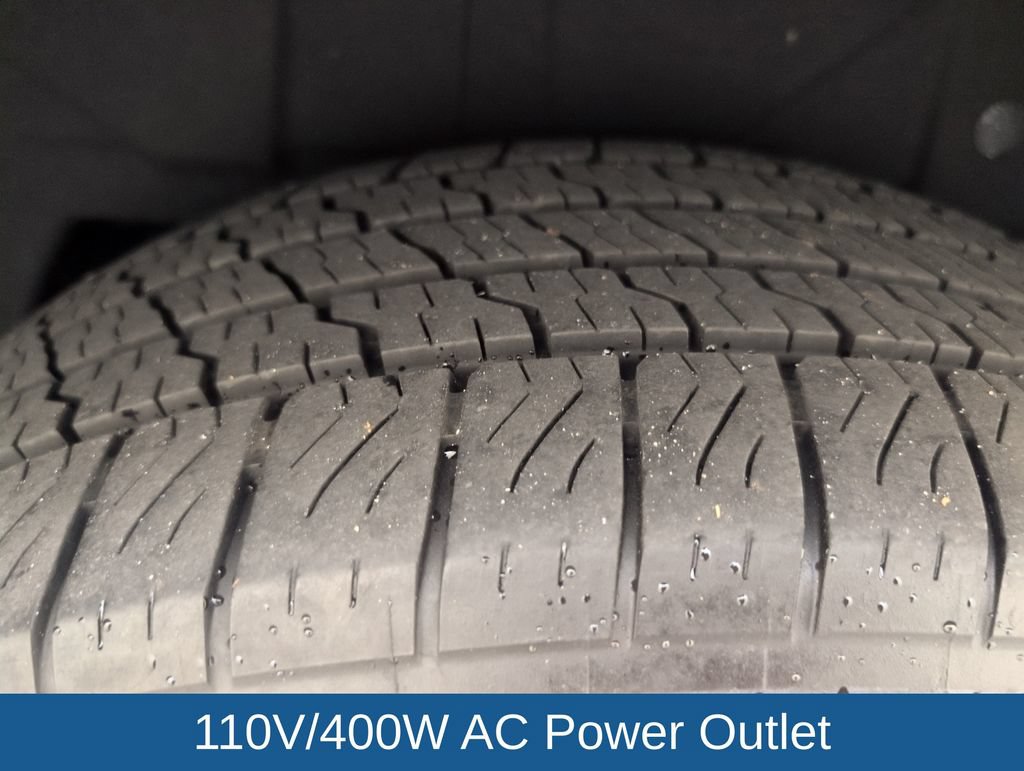 Certified 2025 Ford Expedition Active RWD image 21