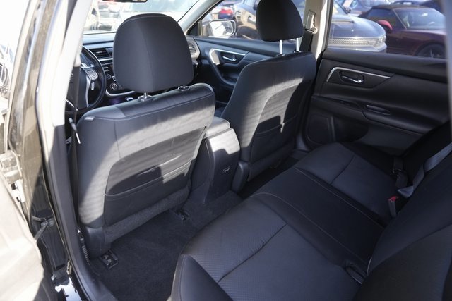Used 2018 Nissan Altima 2.5 SR w/ Interior Lighting Package image 11