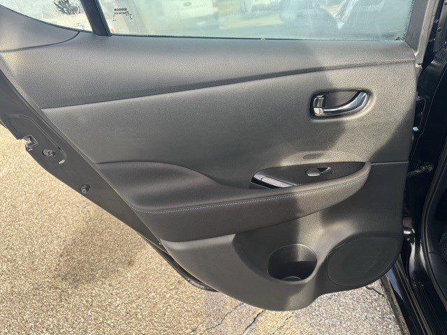 Used 2020 Nissan Leaf SV w/ SV Technology Package image 24