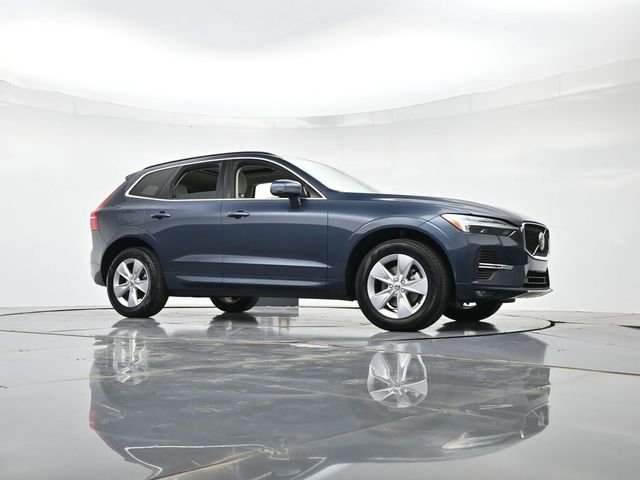 Used 2022 Volvo XC60 B5 Momentum image 32