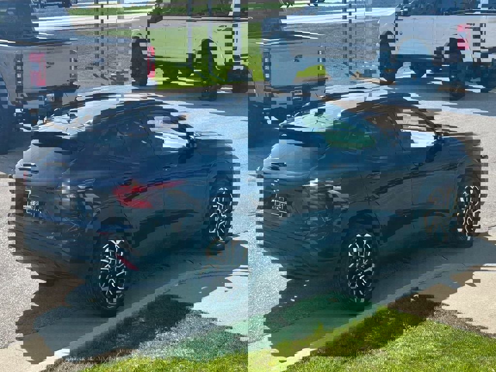 Used 2024 Chevrolet Trax RS w/ Driver Confidence Package FWD image 3