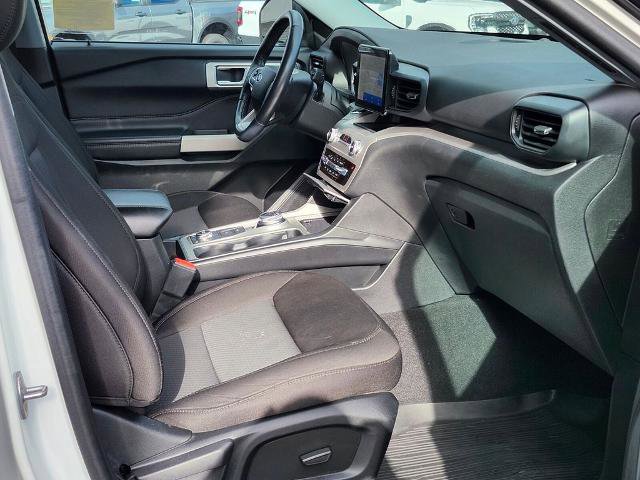 Certified 2022 Ford Explorer XLT AWD/4WD image 11