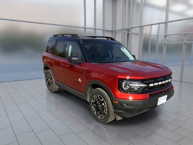 Certified 2023 Ford Bronco Sport Outer Banks w/ Tech Package AWD/4WD image 3