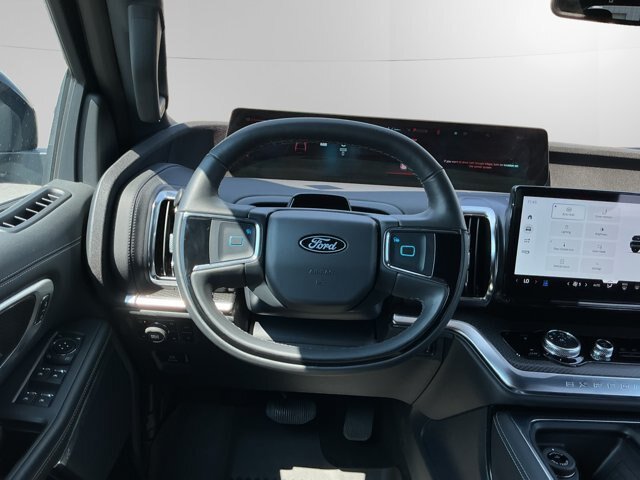 Certified 2025 Ford Expedition Max Platinum w/ Stealth Appearance Package AWD/4WD image 12