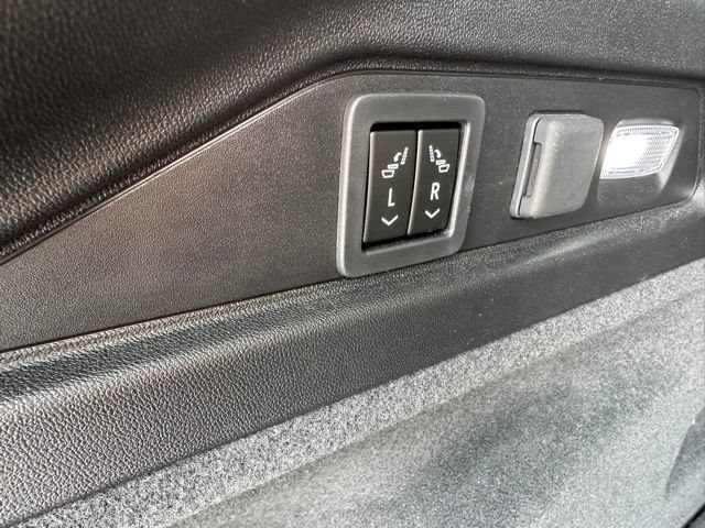 Used 2024 Cadillac Lyriq Sport AWD/4WD image 19