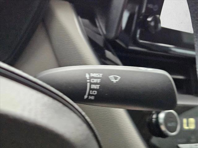 Used 2024 Toyota Corolla LE image 23