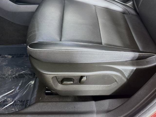 Used 2023 Buick Envision Essence image 18