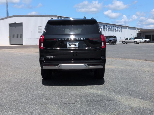 Certified 2025 Ford Expedition Platinum w/ Driver's Package AWD/4WD image 5