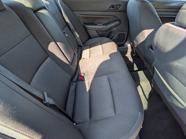 Used 2024 Nissan Altima 2.5 SV FWD image 24