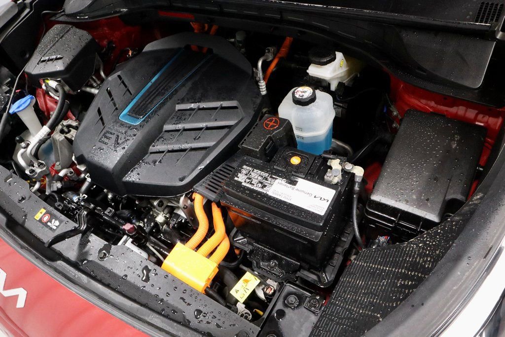 Used 2022 Kia Niro EX w/ Cold Weather Package image 18