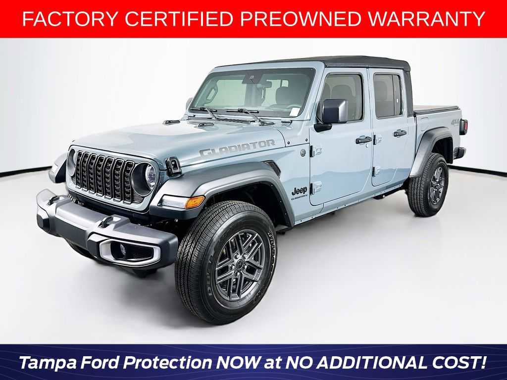 Used 2025 Jeep Gladiator Sport AWD/4WD video 1