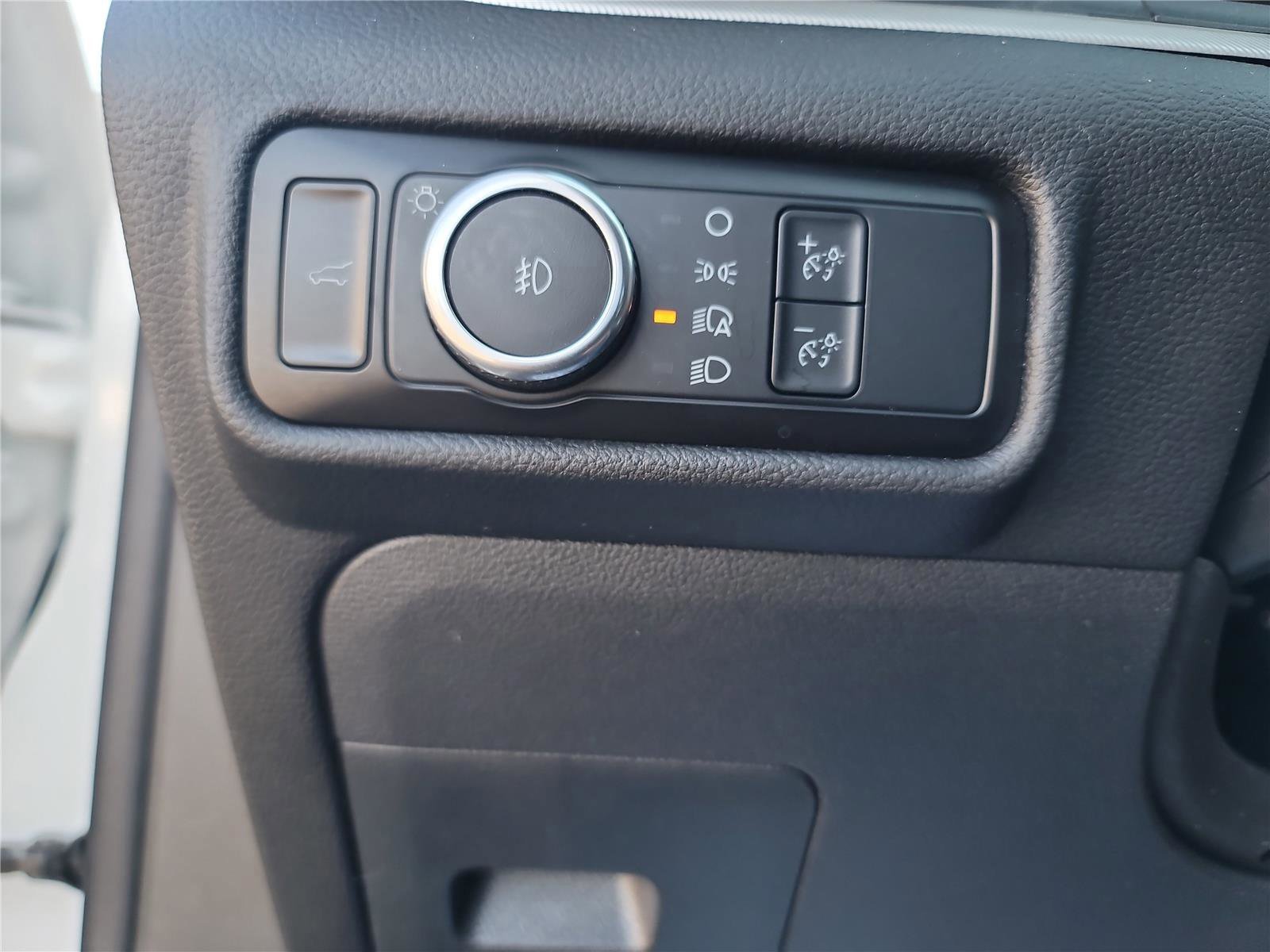 Certified 2023 Ford Explorer XLT w/ Equipment Group 202A image 25