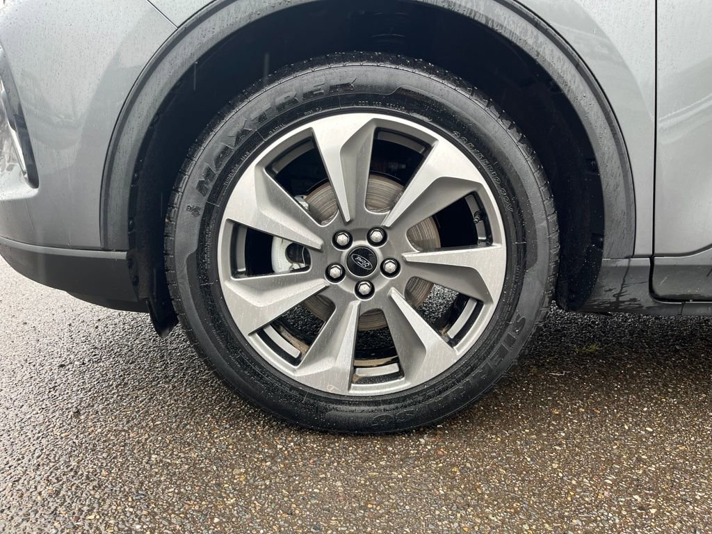 Certified 2023 Ford Escape Platinum AWD/4WD image 31