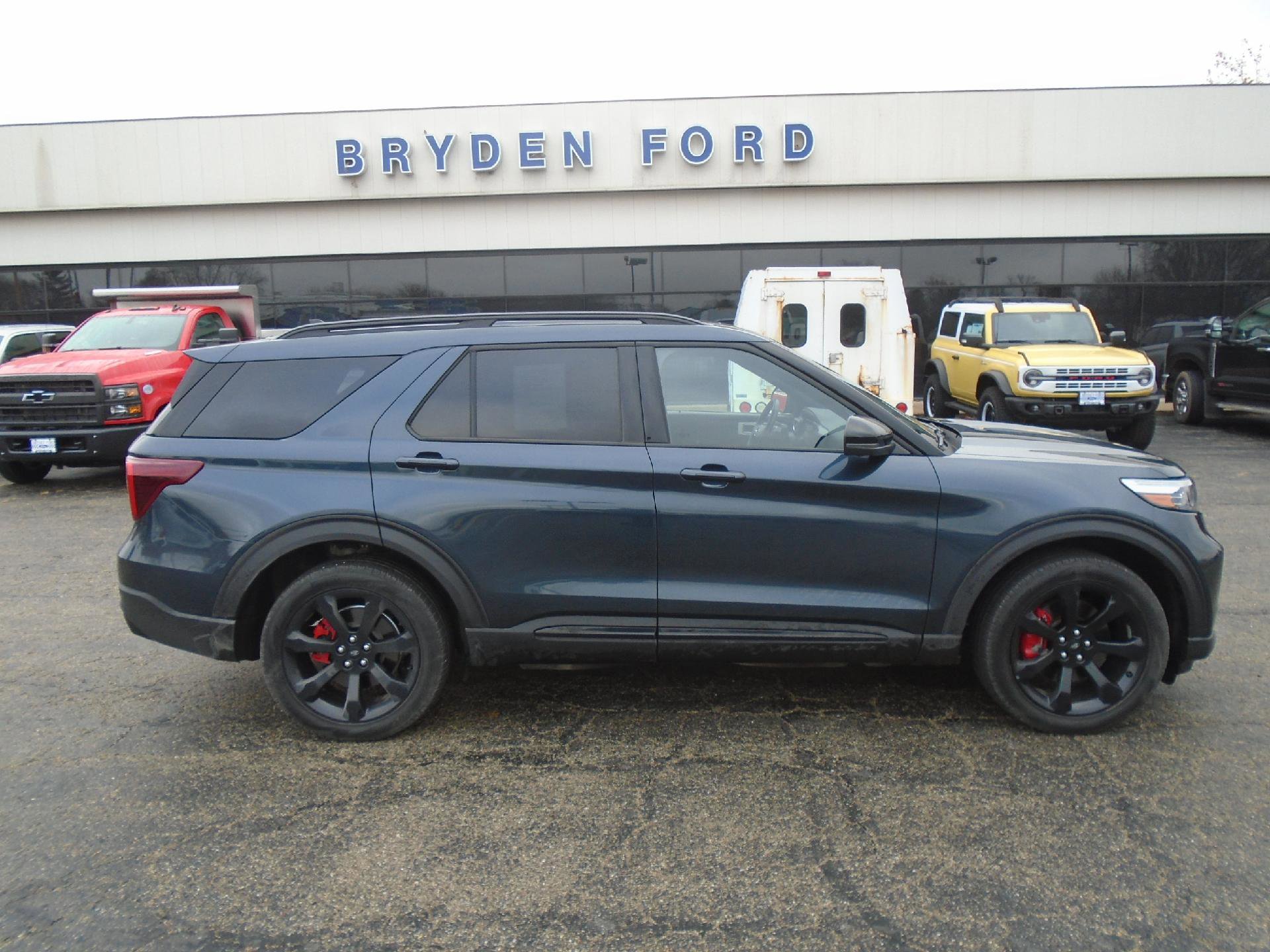 Certified 2023 Ford Explorer ST w/ Equipment Group 401A image 4