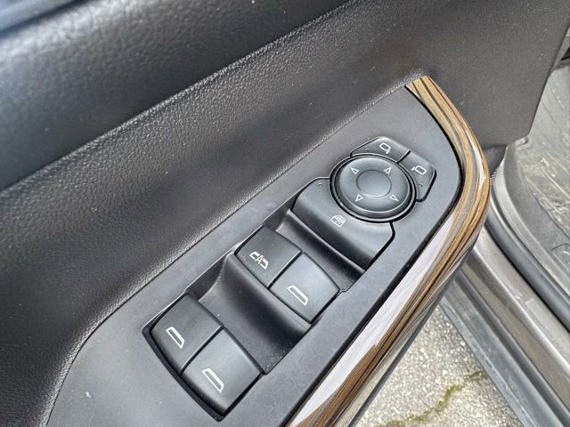 Used 2020 GMC Acadia SLE FWD image 23