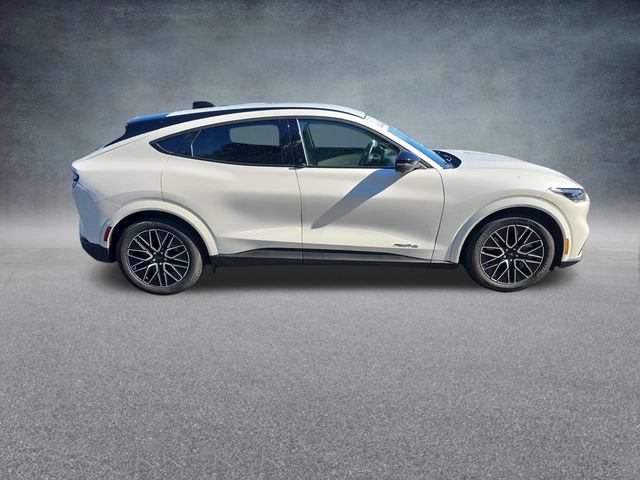 Certified 2025 Ford Mustang Mach-E Premium AWD/4WD image 9
