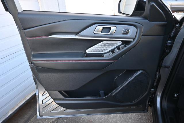 Certified 2025 Ford Explorer ST AWD/4WD image 21