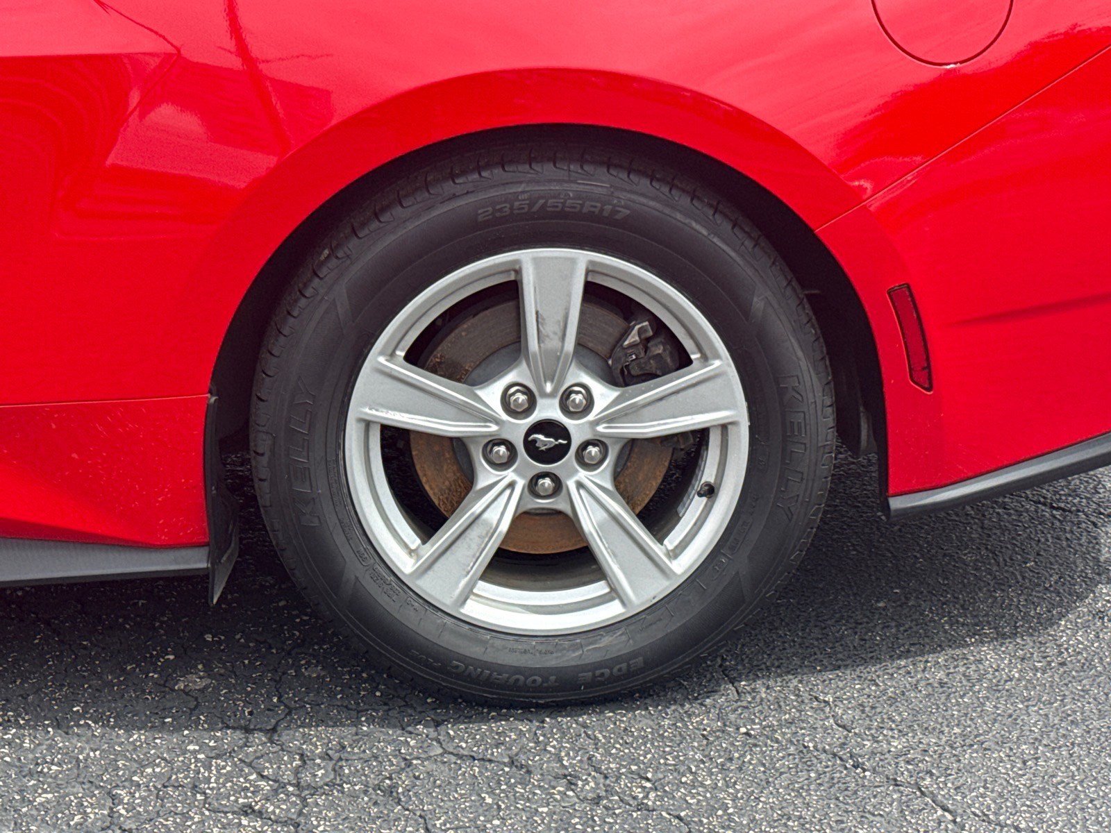 Certified 2024 Ford Mustang Coupe RWD image 9