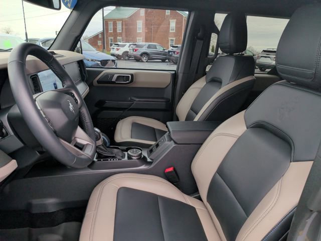 Certified 2024 Ford Bronco Wildtrak image 4