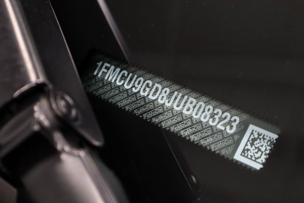 Certified 2018 Ford Escape SE image 34