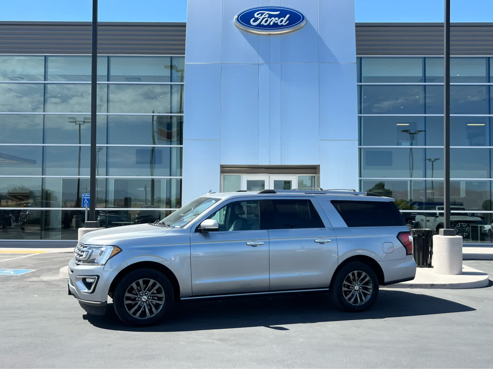 Certified 2021 Ford Expedition Max Limited AWD/4WD image 1