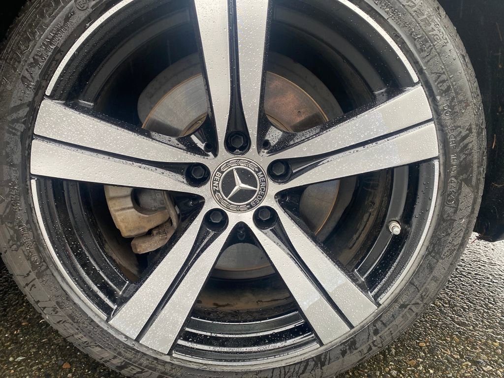 Used 2022 Mercedes-Benz C 300 4MATIC Sedan image 13