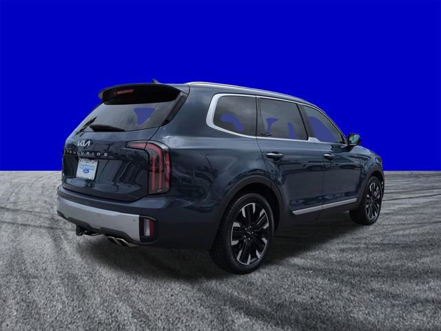Used 2024 Kia Telluride SX w/ Towing Package FWD image 4