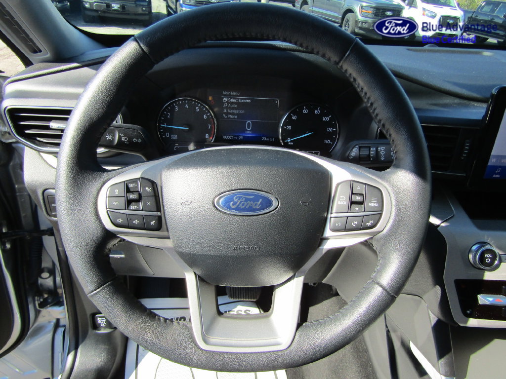 Certified 2024 Ford Explorer XLT w/ Equipment Group 202A AWD/4WD image 20