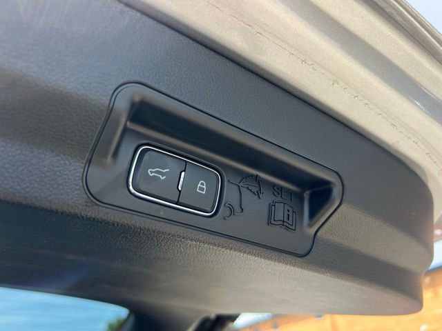 Certified 2024 Ford Explorer XLT w/ Equipment Group 202A AWD/4WD image 23