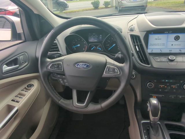 Certified 2019 Ford Escape SEL FWD image 17