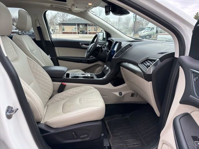 Certified 2024 Ford Edge Titanium w/ Titanium Elite Package AWD/4WD image 8