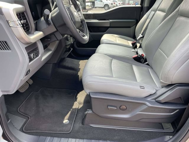 Certified 2025 Ford F350 XLT w/ Black Appearance Package AWD/4WD image 7