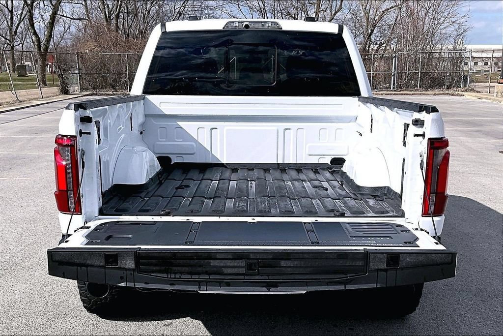Certified 2025 Ford F150 Raptor AWD/4WD image 33