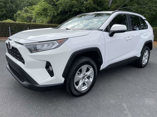 Used 2021 Toyota RAV4 XLE FWD image 3