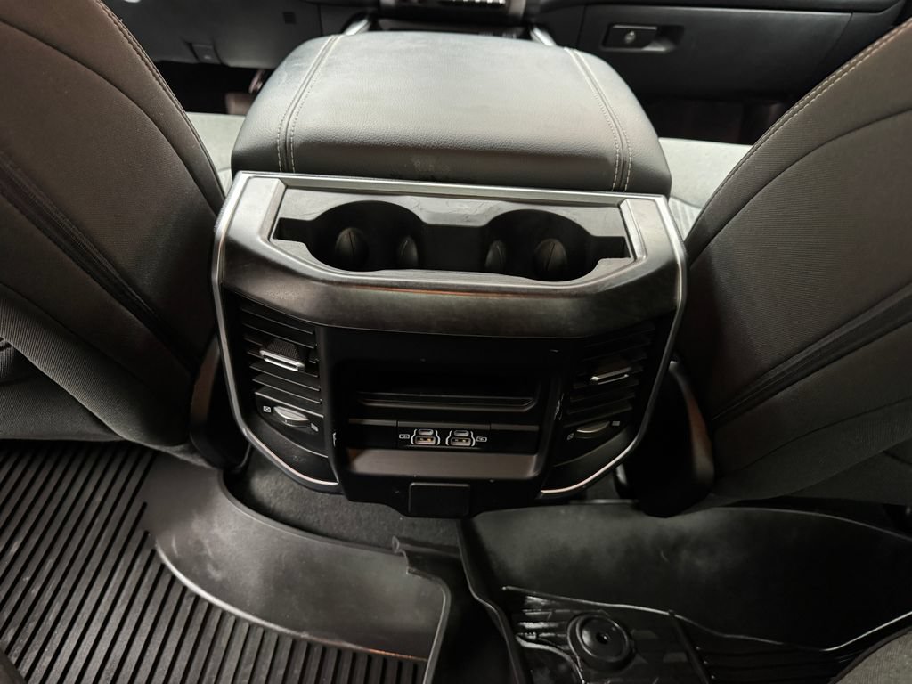 Used 2023 RAM 1500 Big Horn AWD/4WD image 10