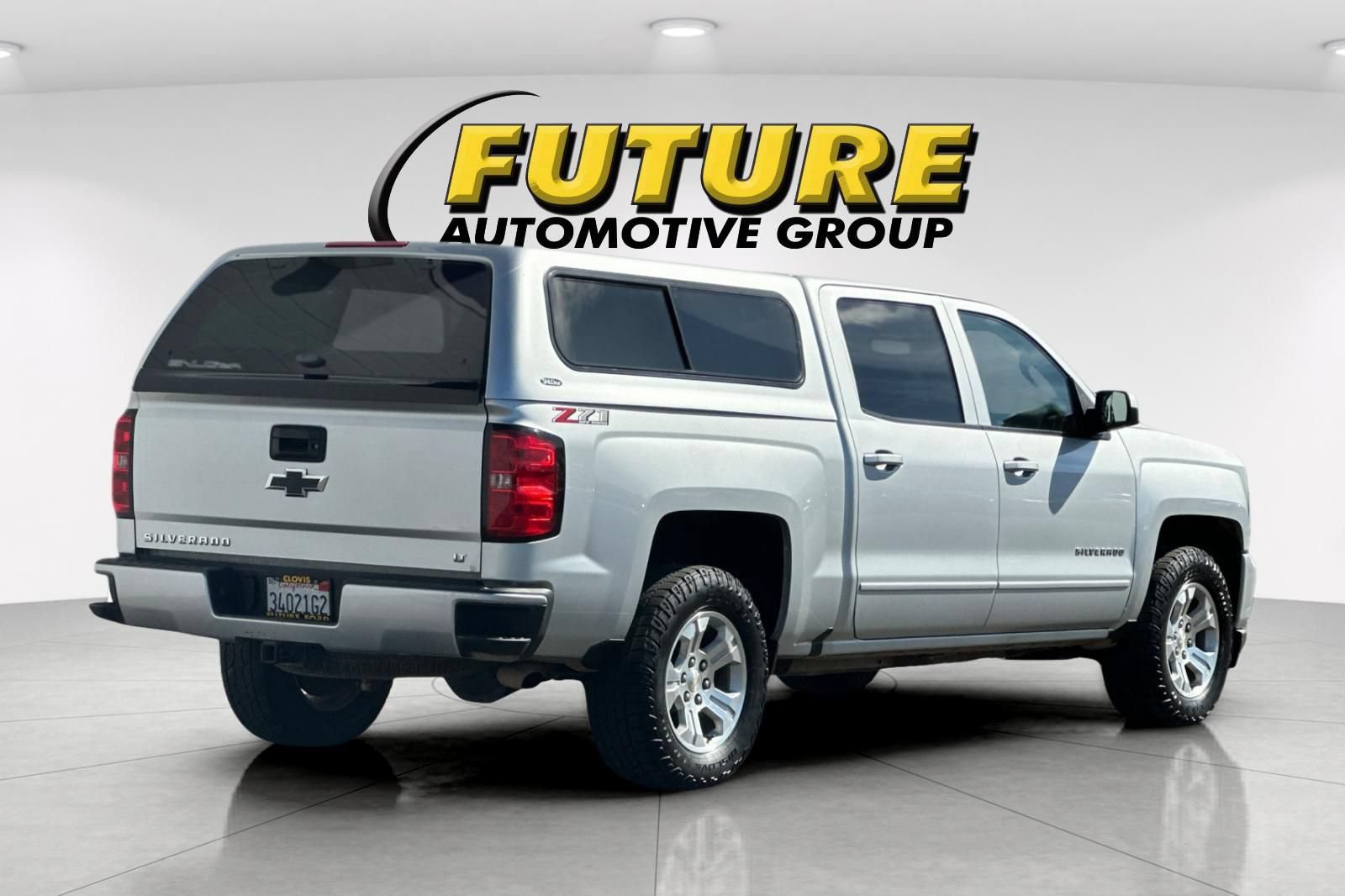 Used 2018 Chevrolet Silverado 1500 LT w/ All Star Edition AWD/4WD image 3
