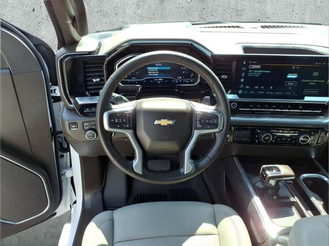 Used 2025 Chevrolet Silverado 1500 LTZ w/ LTZ Premium Package AWD/4WD image 16