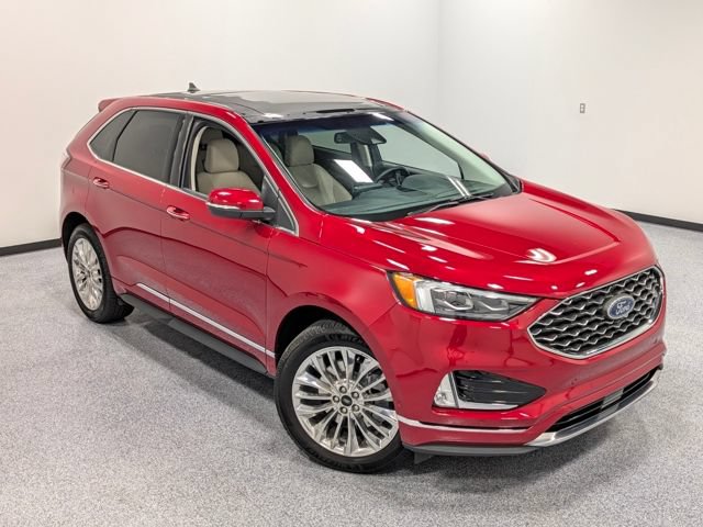 Certified 2022 Ford Edge Titanium w/ Equipment Group 301A AWD/4WD image 40