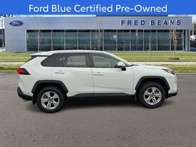 Used 2021 Toyota RAV4 XLE image 5
