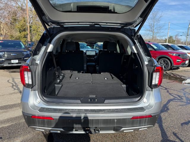 Certified 2025 Ford Explorer Active w/ Active Comfort Package image 11