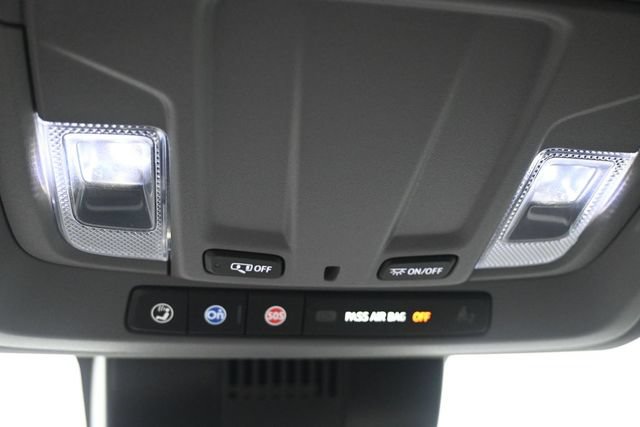 Used 2024 Chevrolet Silverado 1500 LT AWD/4WD image 15
