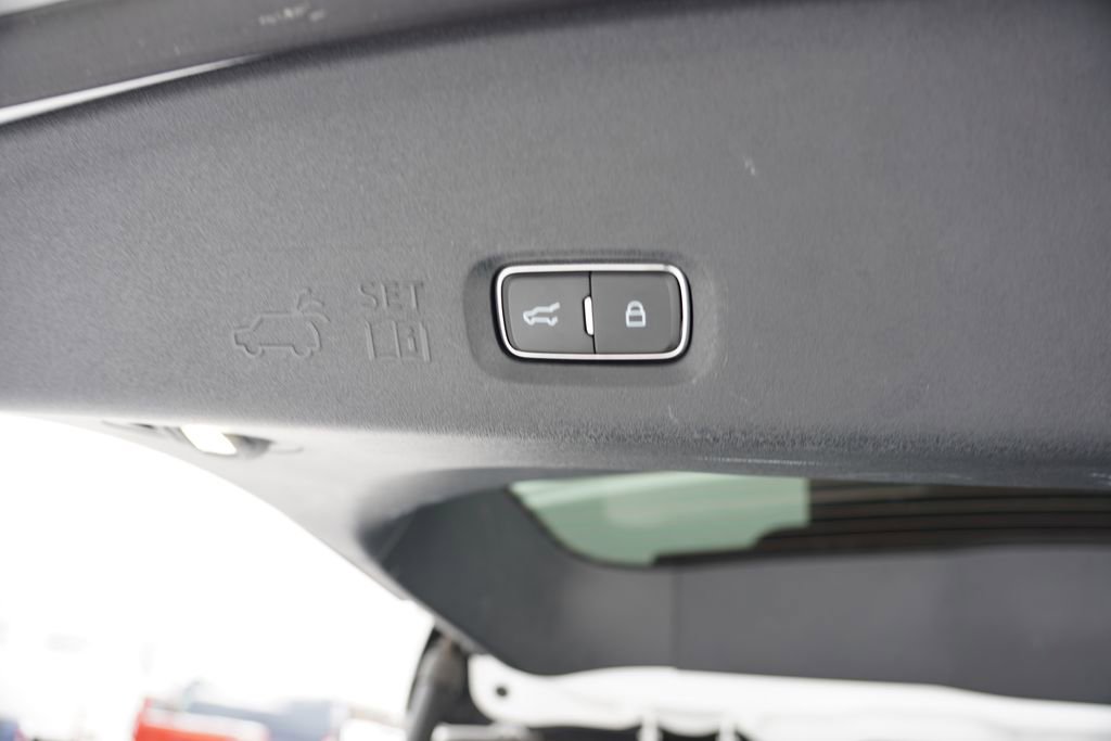 Certified 2025 Ford Expedition Active image 24